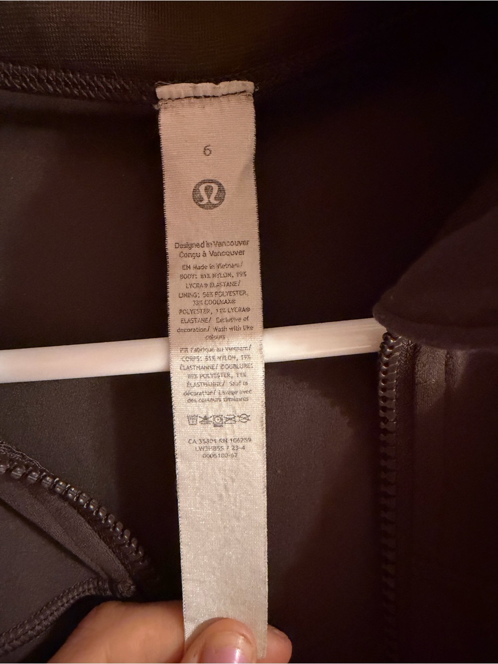 Lululemon Define Cropped Jacket *Nulu
Espresso Size 6 - Picture 4 of 7